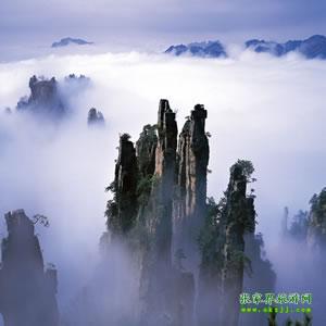 暑期夏令營湘西精華旅游線路：長沙、韶山、張家界、鳳凰純玩8日游